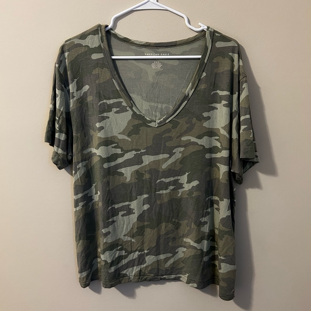 American Eagle soft & sexy tee